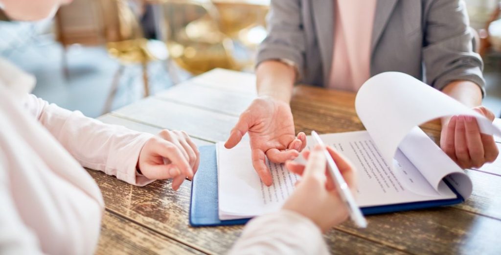 consumer discussing planning options with professional